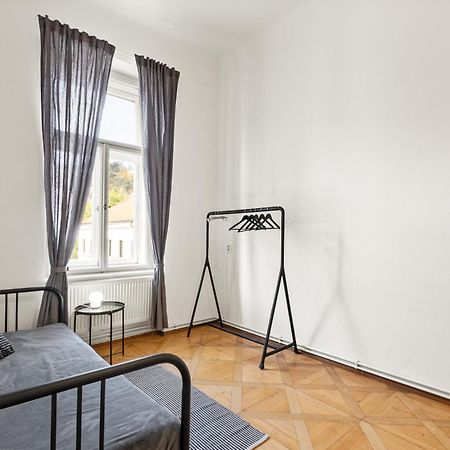 Prague Hotel Apartments Экстерьер фото