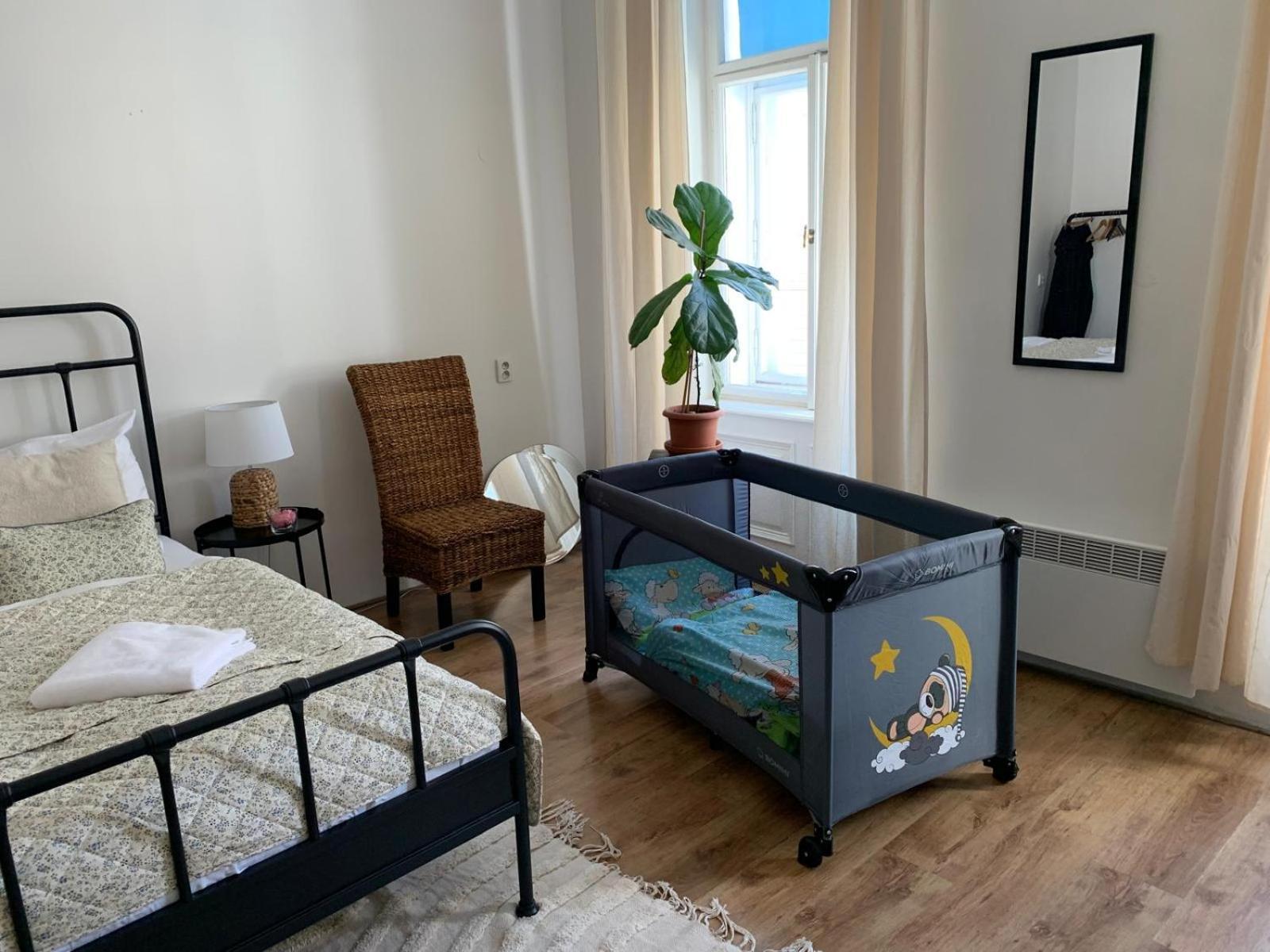 Prague Hotel Apartments Экстерьер фото